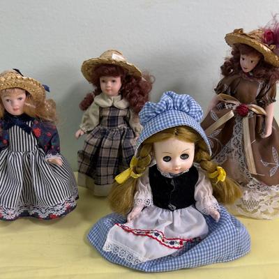 4 More Dolls Plastic / Rubber