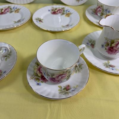 Royal Stafford Dessert Set Pink Roses