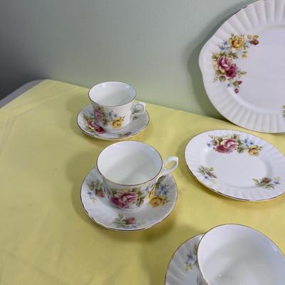 Royal Stafford Dessert Set Pink Roses