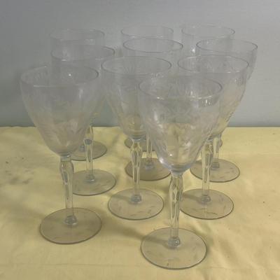 Lovely Stemware 10 Gobbles 
