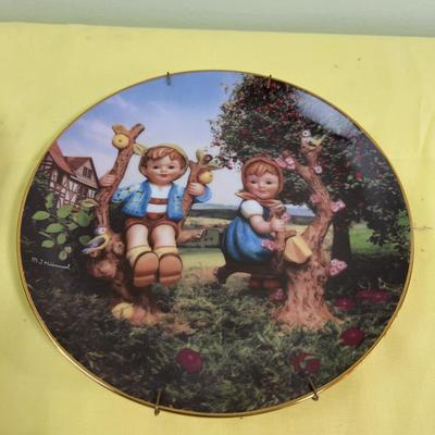 3 Total-   2 Hummel and a Norman Rockwell