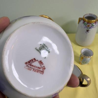 (12 )or  Several Pieces of Limoges 