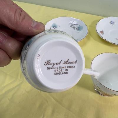 3 Tea Cups and Saucers 