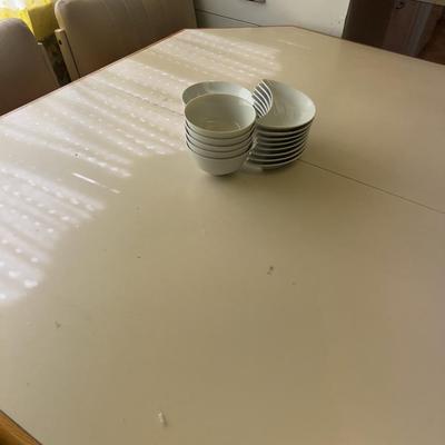 Vintage Kitchen Table & Rolling Chairs, Ice Oak and Naugahyde