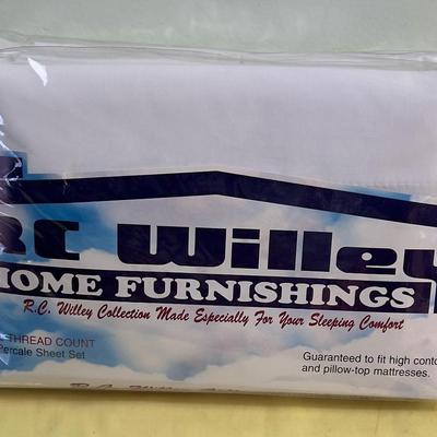 NEW Pillow Top Queen Sheet Set