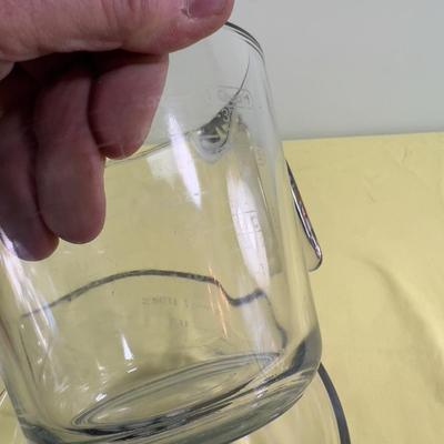 2 Large Glass Measuring Cups 