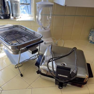 Blender, Waffle Iron & Electric Broiler