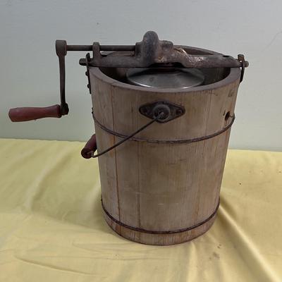 Antique Hand Crank Ice Cream Maker 