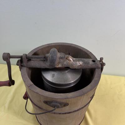 Antique Hand Crank Ice Cream Maker 