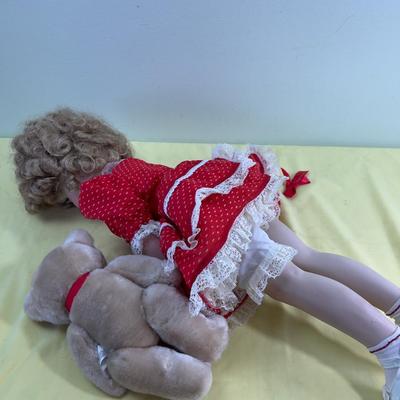 Shirley Temple Doll and her Teddy Porcelain 
