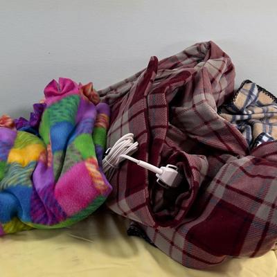 Fleece Throws (3) 