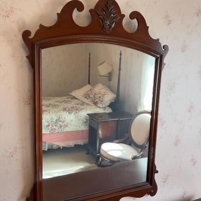 Mahogany Dressing Table with Mirror and Stool Bring Help to Move