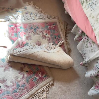 Rugs Cream and Floral 4 Chinese Silk Woven