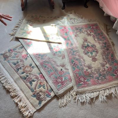Rugs Cream and Floral 4 Chinese Silk Woven