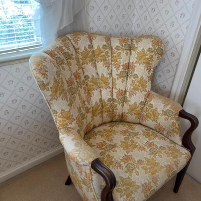 Yellow FAN Back Chair 