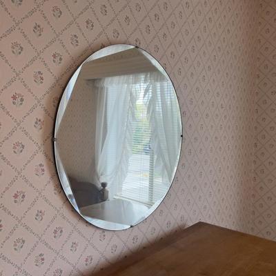 24" Round Beveled Mirror 