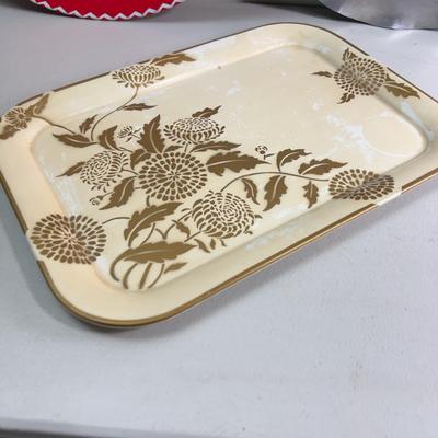 Large Metal Serving Wear