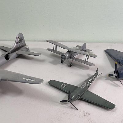 Model Air Planes Built and Painted (4)