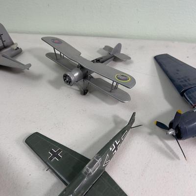 Model Air Planes Built and Painted (4)