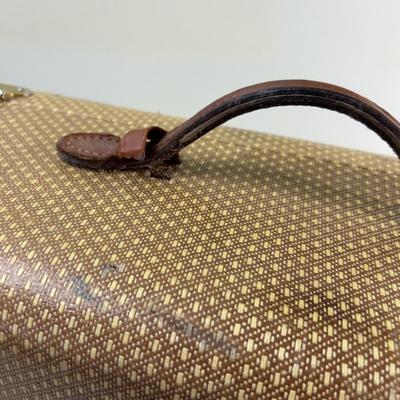 VINTAGE Suit Case
