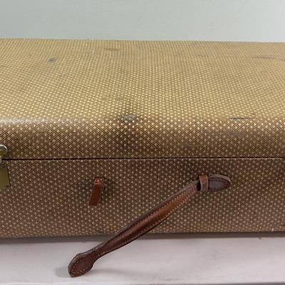 VINTAGE Suit Case