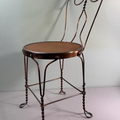 CUTE Ice Cream Chair 
