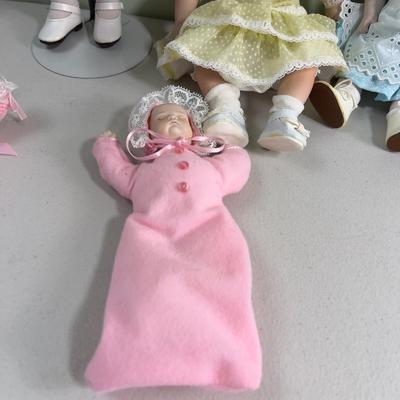 5 Dolls Porcelain Hand Made by Myrtle