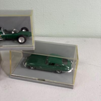 RENWAL Cars (3) Under Plastic NICE