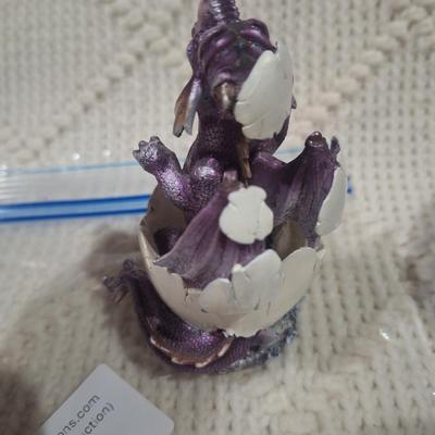 Sale Photo Thumbnail #9: just a cute little trinket thing that might sit on the counter with your jewelry.