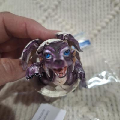Sale Photo Thumbnail #7: just a cute little trinket thing that might sit on the counter with your jewelry.