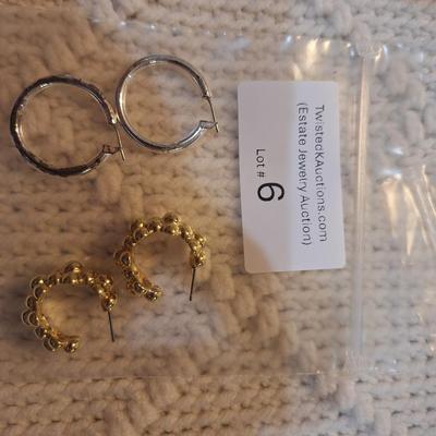 Sale Photo Thumbnail #22: there are no backs on the gold ones, the silver ones do not need backs.