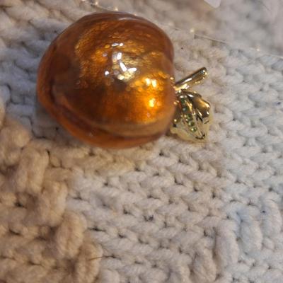 Sale Photo Thumbnail #45: very pretty enamel coated and gold tone brooch