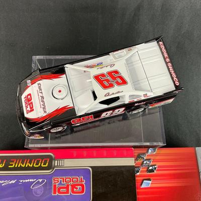 Sale Photo Thumbnail #913