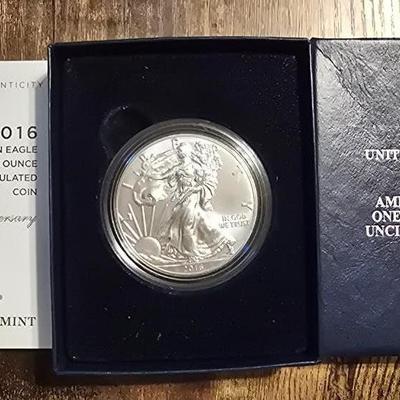 2016 American Eagle uncirculated 1 oz coin