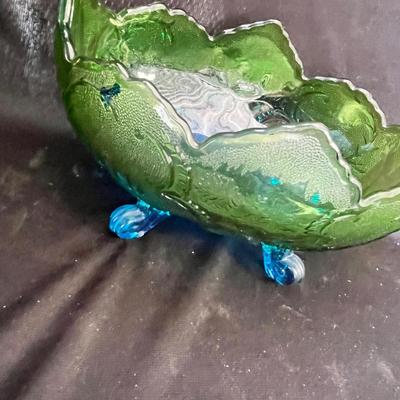 Lot 188 Jeannette Flash Center bowl
