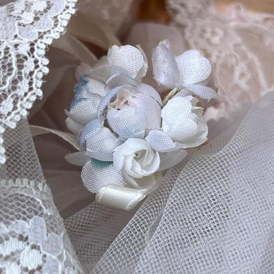 Lot 189 Madam Alexander Bride Doll