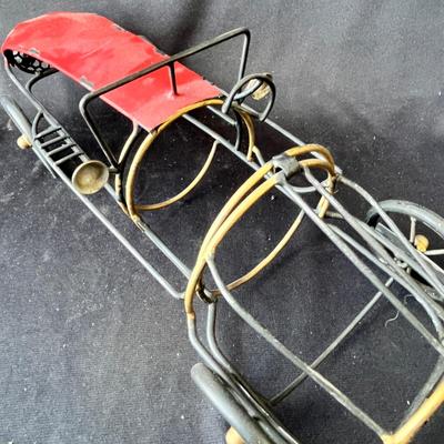 Lot 192 World Market Wire Automobile