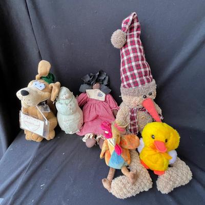 Lot 194 Toy collection