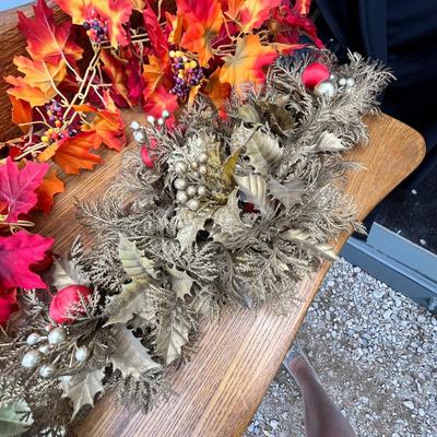 Lot 196 Vintage floral