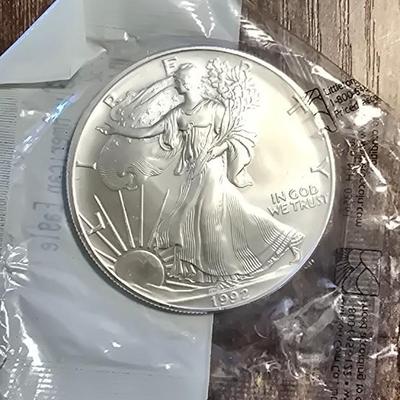 1992 Eagle uncirculated SILVER COIN