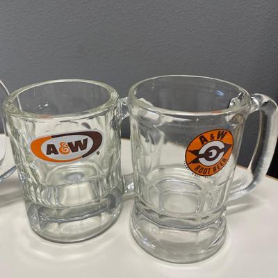 Beverage mugs