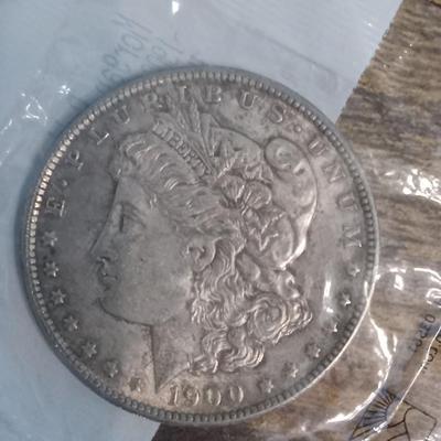 1900 morgan silver dollar