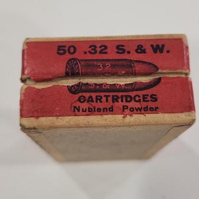 Vintage Western Central Fire Cartridges .32 Cal. S & W 50 RDS Ammo