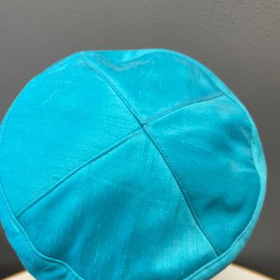 3 Vintage ladies hats