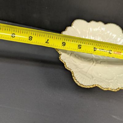 Sale Photo Thumbnail #1445: Lenox Hibiscus Flower Design Footed 24k Gold Trim Candy Dish