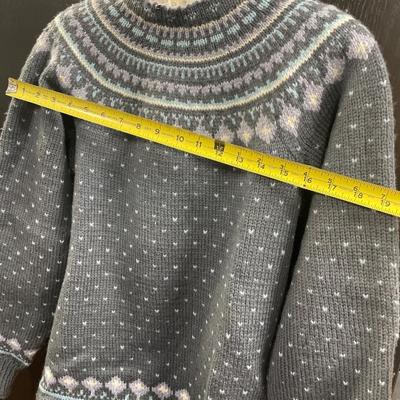 Hand made Norwegian sweater wool