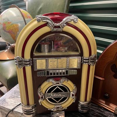Vintage Jukebox Music Player