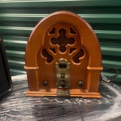 Vintage Wood Radio