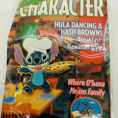 Disney Dining with Character Limited Edition 2007 Stitch Pin – Still on Card