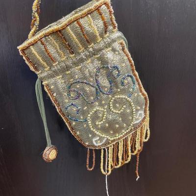 2 vintage beaded hand bag & pouch